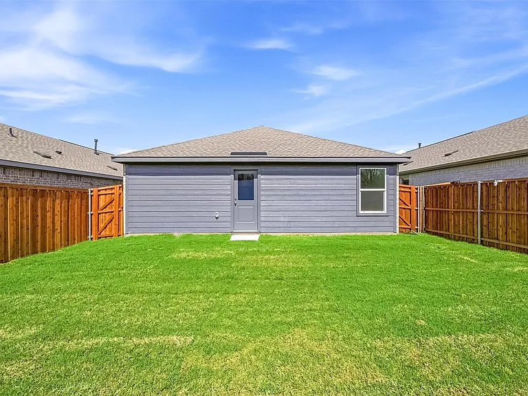 1632 Elliot Rd — Photo 16