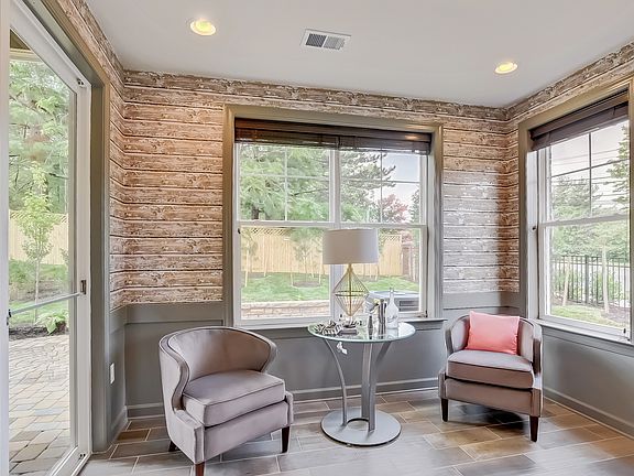 Rec room with backyard access