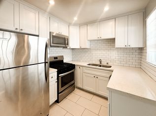 4832 70th St, San Diego, CA 92115