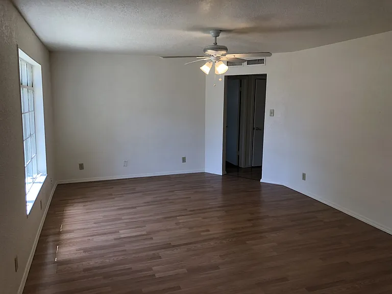 8 Aspen Pl — Photo 7