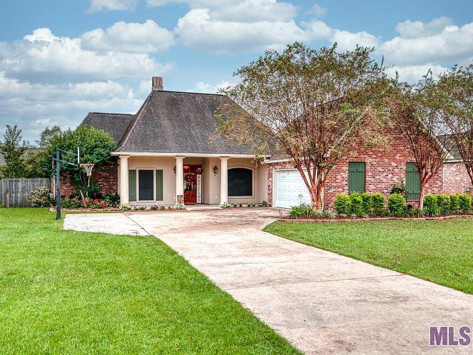 1st image of 36510 Lucas Dr