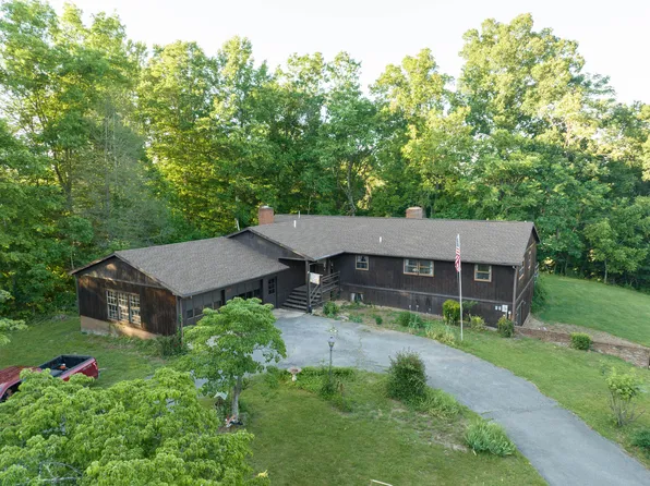 115 Emerald Ln, Lexington, VA 24450