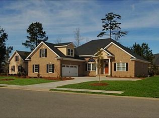 20 Bluegrass Ln, Savannah, GA 31405