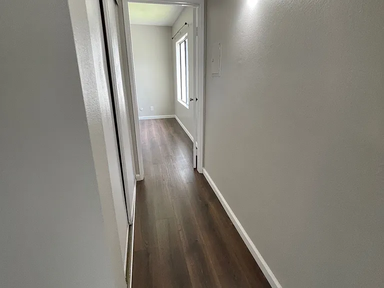 1735 E Washington St #A23 — Photo 30