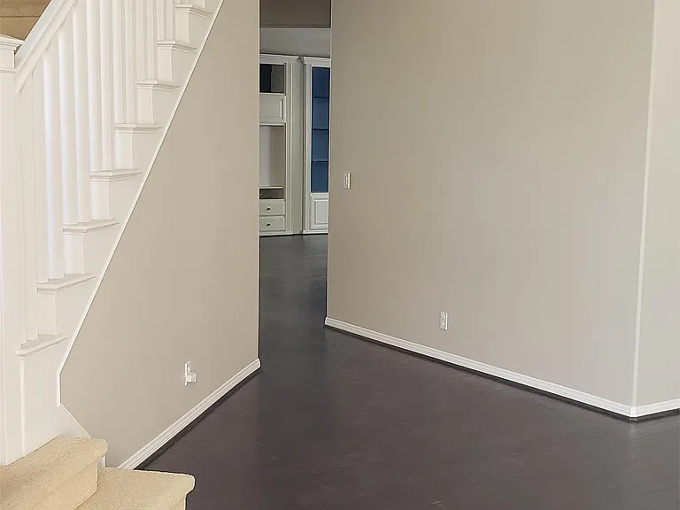 3337 Crossland St — Photo 7