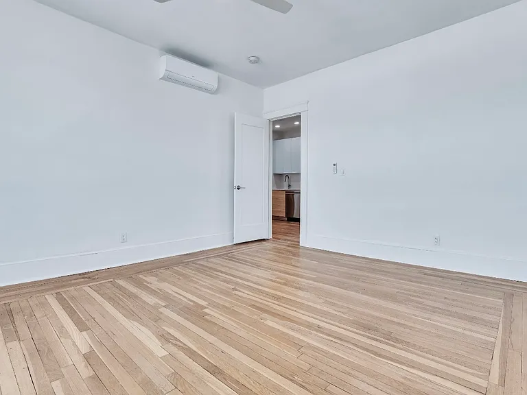 1024 Commonwealth Ave #506 — Photo 17