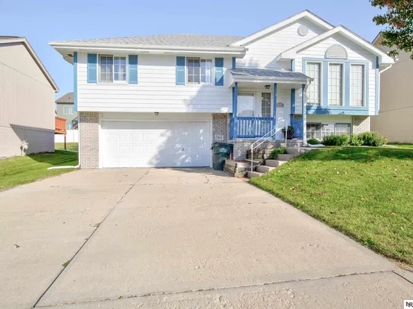 7813 N 83rd St, Omaha, NE 68122