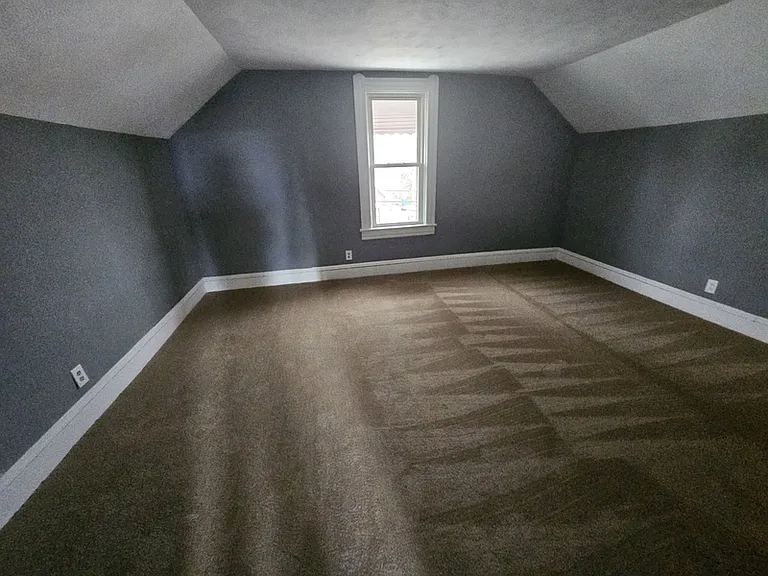 7040 Roy Ave — Photo 4