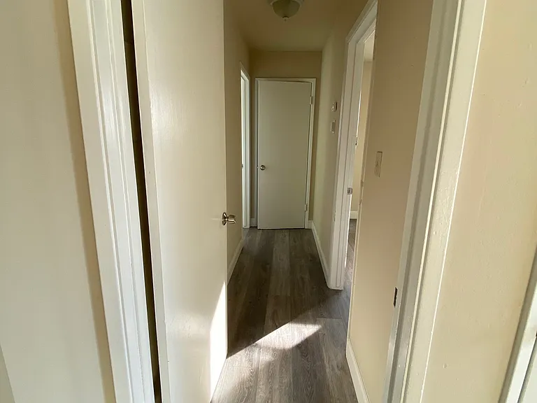 1601 Ontario Dr #7 — Photo 10