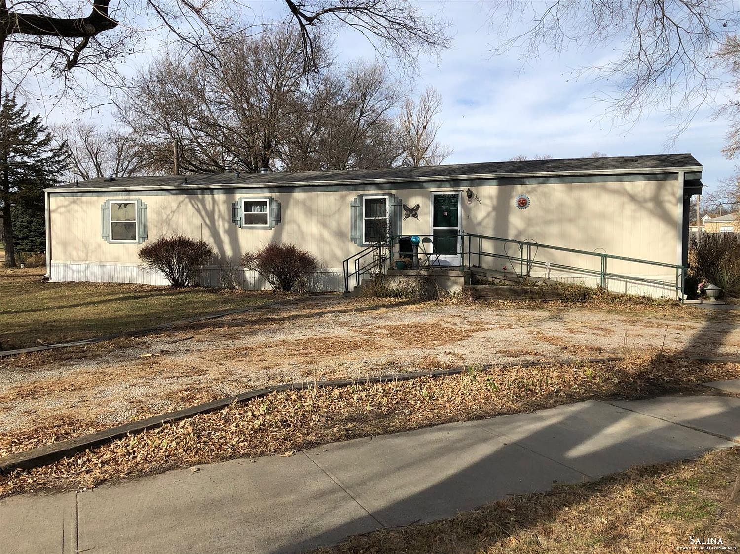 309 N Custer St, Delphos, KS 67436 Zillow