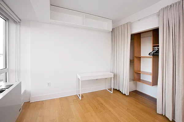 Rented by Keller Williams NYC | media 29