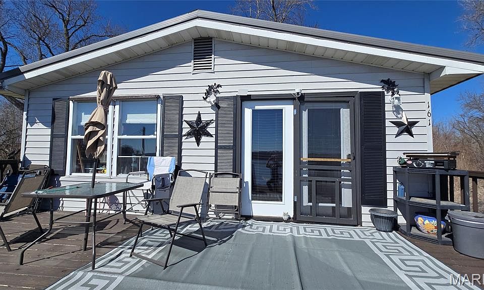 1st image of 161 Old River Rd