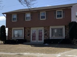 3543 S 99th St, Milwaukee, WI 53228