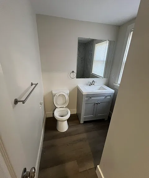915 Rockhill St #2B — Photo 7