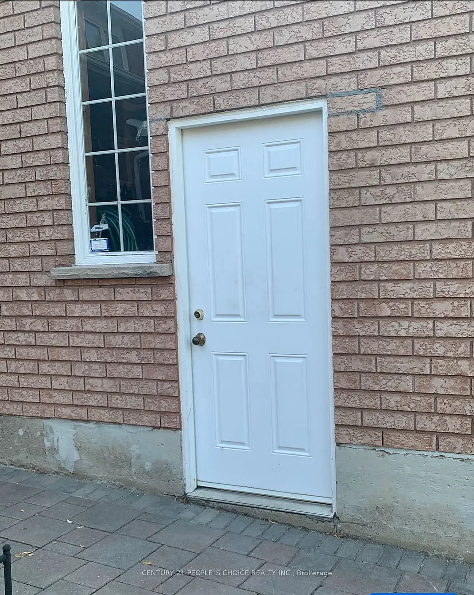 Building Photo - 904 Drysdale Dr