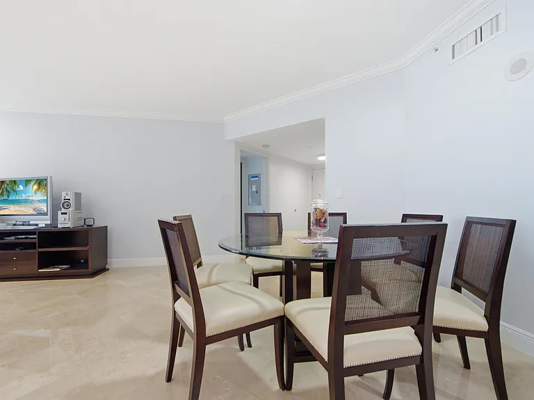 9595 Collins Ave #N10I — Photo 16