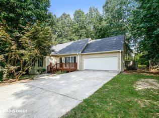98 Villa Ridge Ct, Dallas, GA 30157