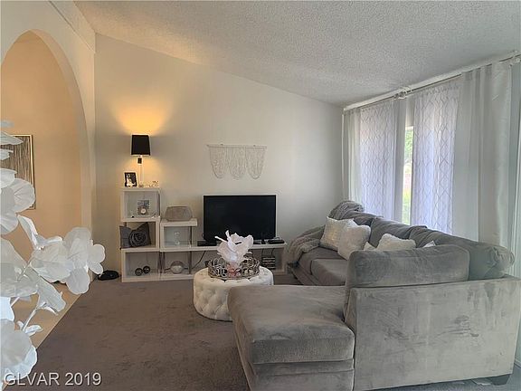 5th image of 536 Laketree Ct