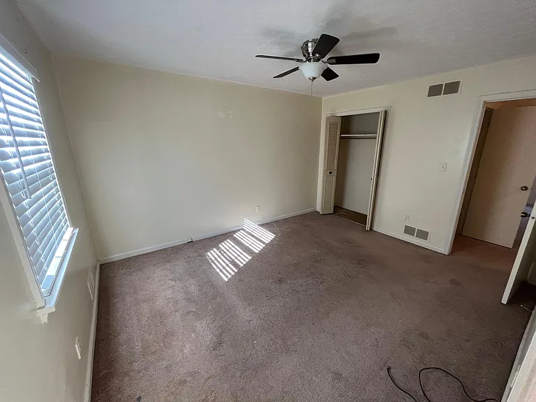 9904 Sprig Way — Photo 5