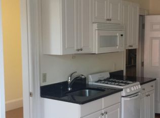 222 Newbury St #3R, Boston, MA 02116