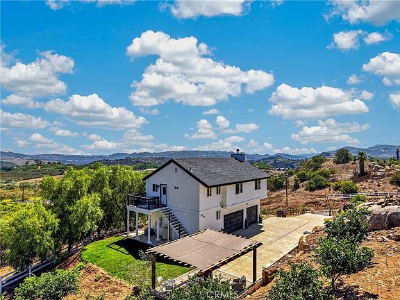 2nd image of 42450 El Calamar Rd