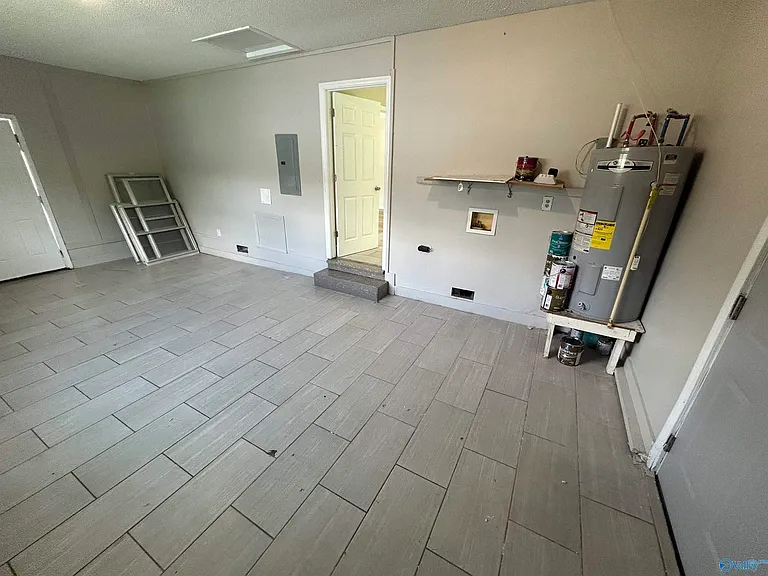 6203 Colfax Rd NW — Photo 22