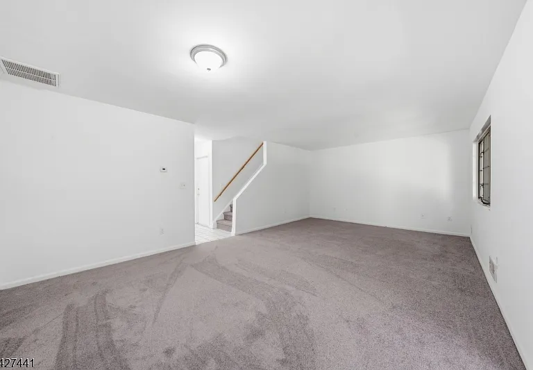 11 Deer Hill Ct — Photo 14