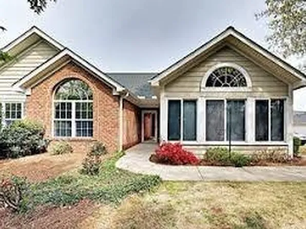 2227 Orchard Pl, Roswell, GA 30076