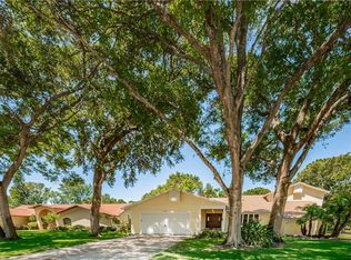 1960 Levine Ln, Clearwater, FL 33760