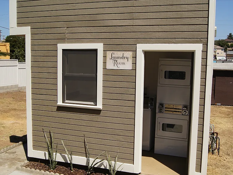 519 25th St #6 — Photo 25