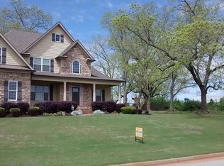 104 Feather Ln, Jackson, GA 30233