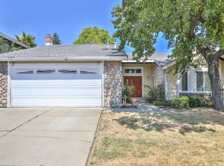 2944 Azevedo Dr, Sacramento, CA 95833