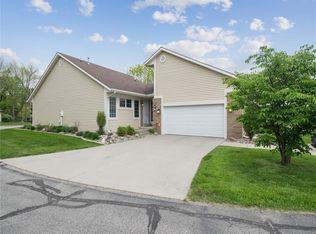 2119 Ironwood Ln, Ames, IA 50014