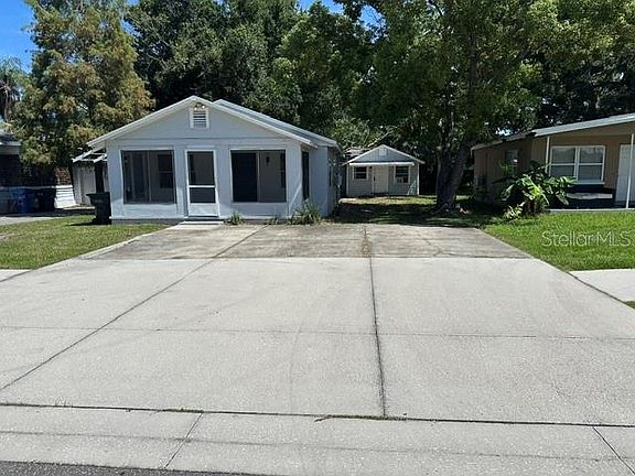 2nd image of 1010 ROSERY ROAD NW