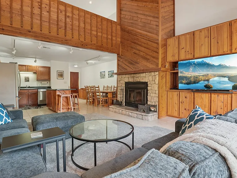 10500 Ryan Gulch Rd #105-J — Photo 22