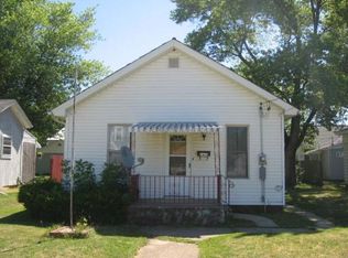 1610 Chestnut St, Ottawa, IL 61350