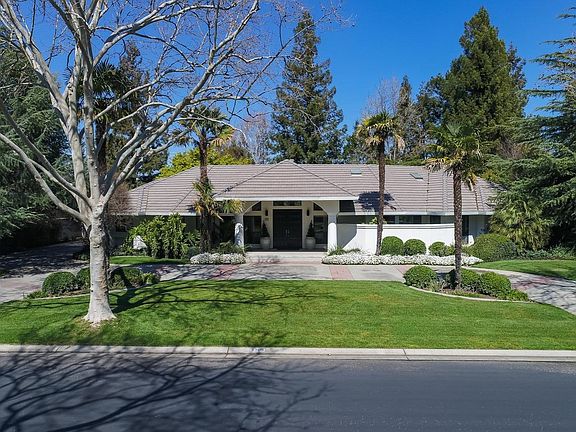 2nd image of 3305 Fleur De Lis Dr