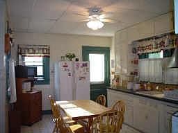 5th image of 4804 N Broadway St