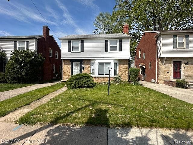 1st image of 18453 Lauder St