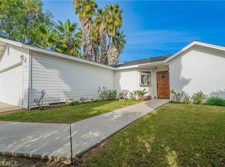 15543 Dearborn St, North Hills, CA 91343