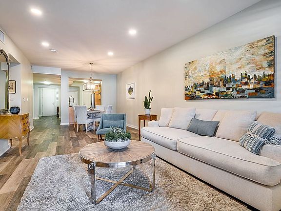 5th image of 5440 La Jolla Blvd #E104