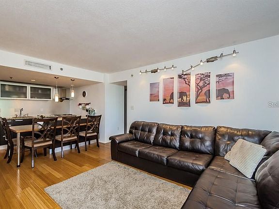 4th image of 701 S Madison Ave APT 303