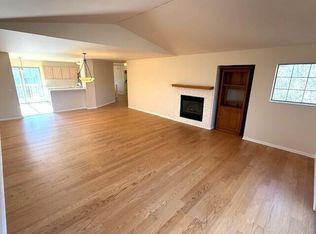 500 South Edwards BOULEVARD #21, Lake Geneva, WI