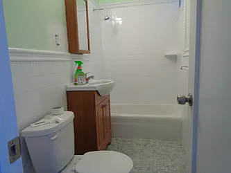 Rented by Zikos Realty Services