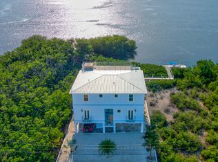 1196 Hakluyt Ln, Cudjoe Key, FL 33042