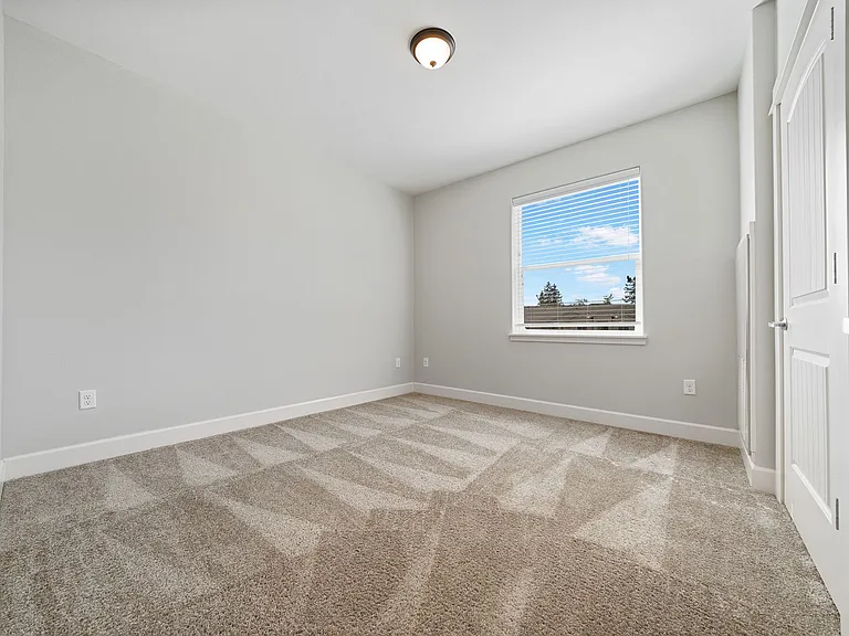 Webster Ridge Apartments — Photo 58