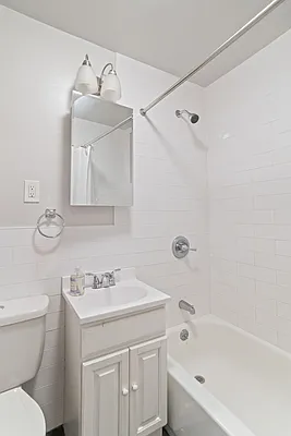 Rented by Compass | media 7