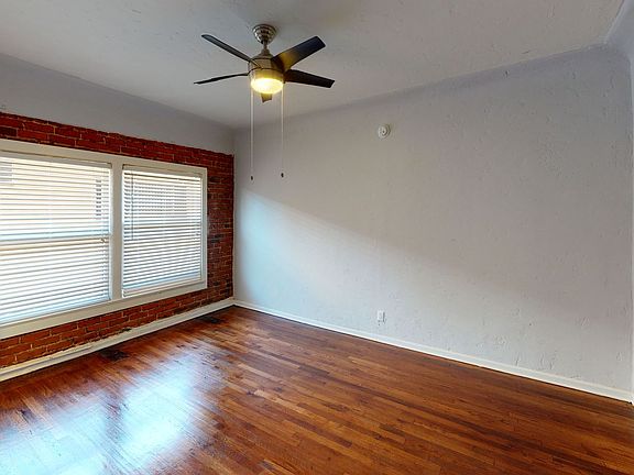 4th image of 715 S Saint Andrews Pl #307