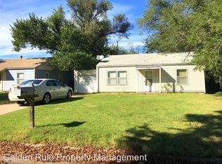 1120 E 9th Ave, Hutchinson, KS 67501