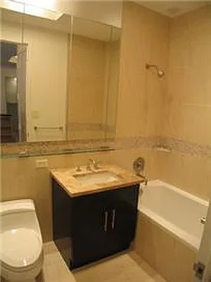 Rented by Kian Realty | media 18